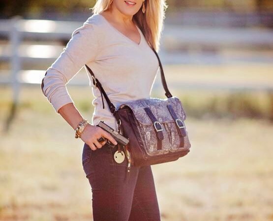Aegis Handbag – Artemis (Espresso)