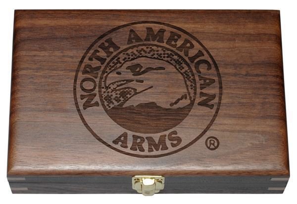 NAA-Collector Sets 22 LR/M Mini-Revolver Walnut Display Case 1 5/8″ Barrel 5rd