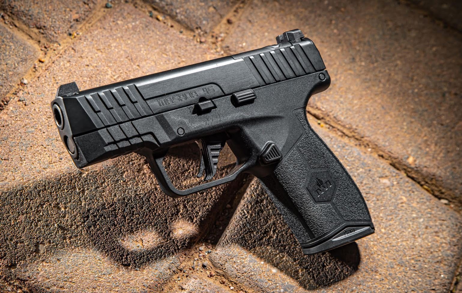IWI Masada Slim 9mm Semi-Auto Pistol 13rd 3-Dot Sights